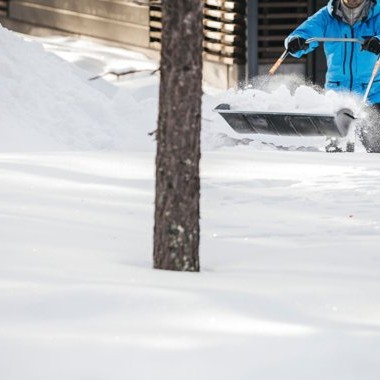 Vinterverktøy og kjelker til snørydding